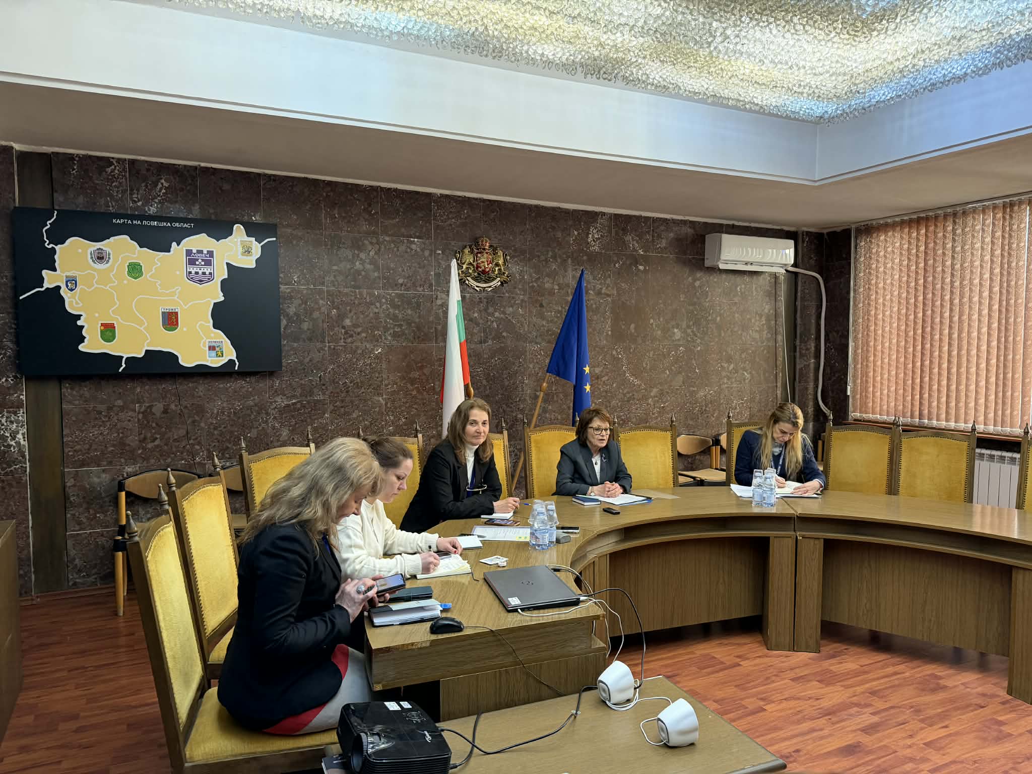 10.03.2026 г. областният управител среща 1.jpeg